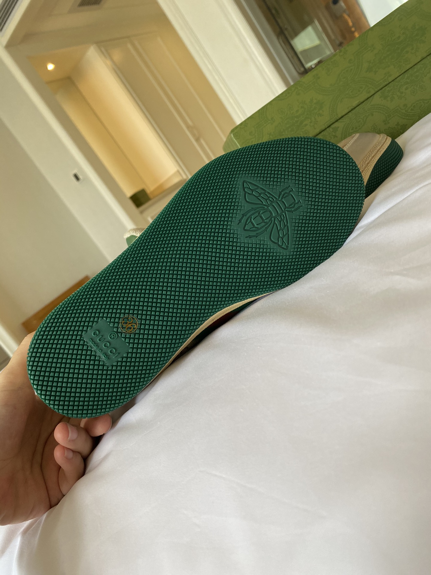 Gvc*1 Sneakers 024