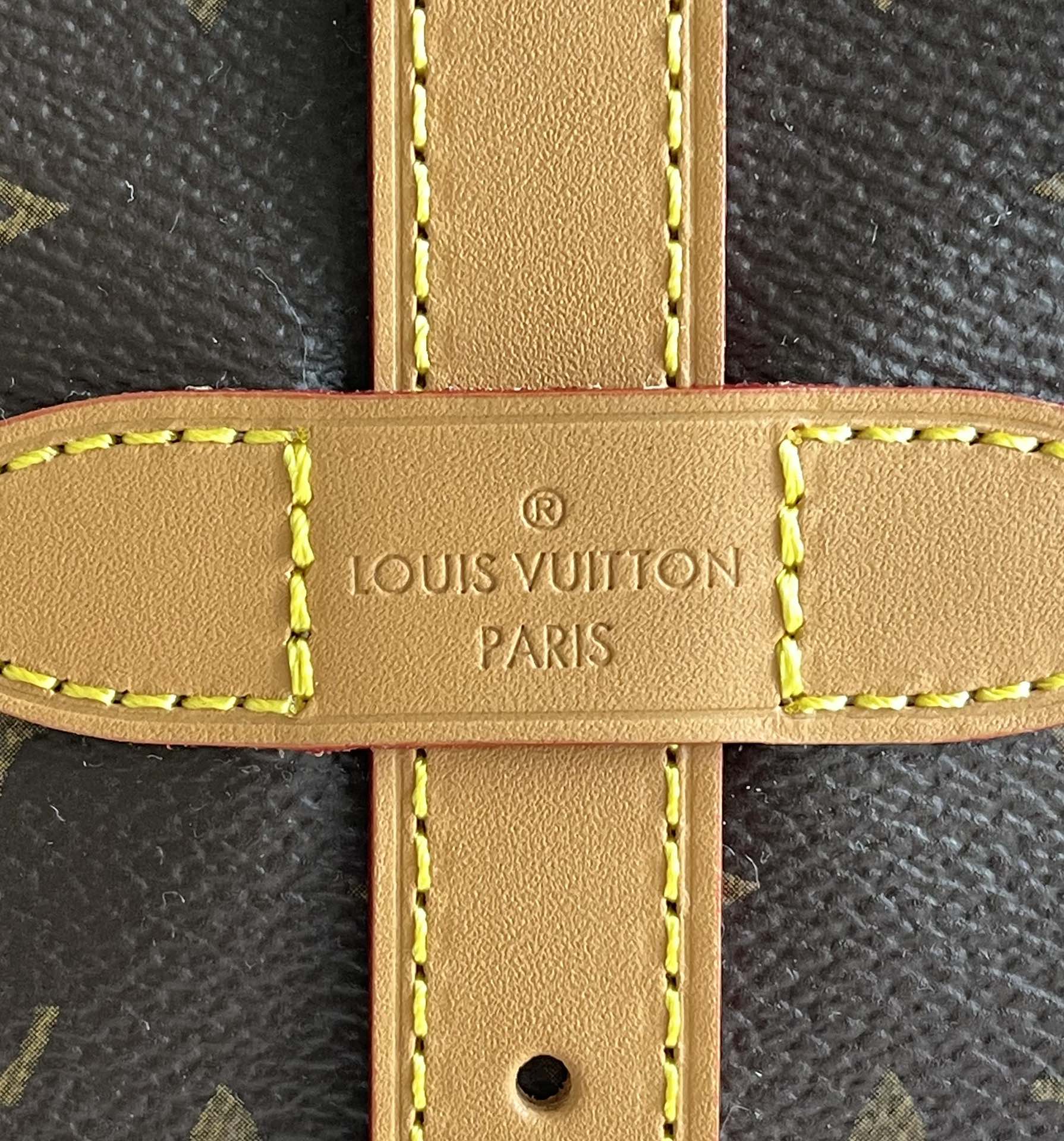 L0vis Vvtt0n Saumur Bag M40710