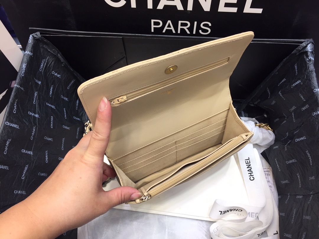 Ch**el 19 Bag 19cm