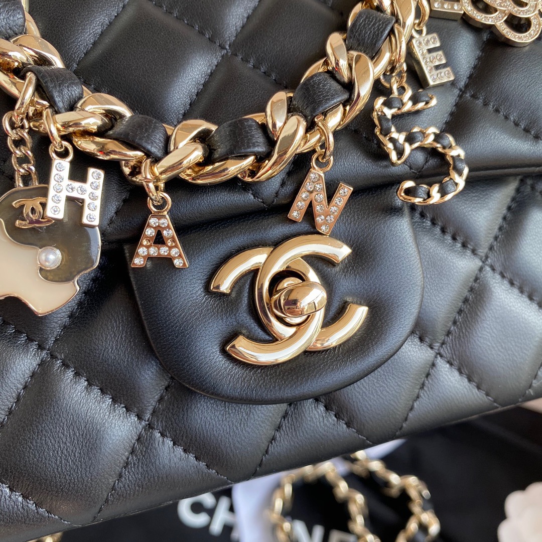 Ch**el Flap Lambskin Bag 20CM 