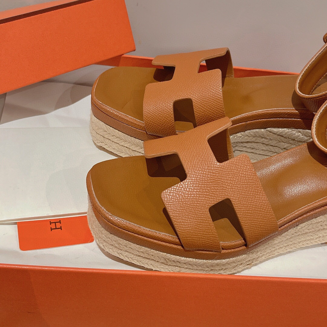 H**me5 sandals 02