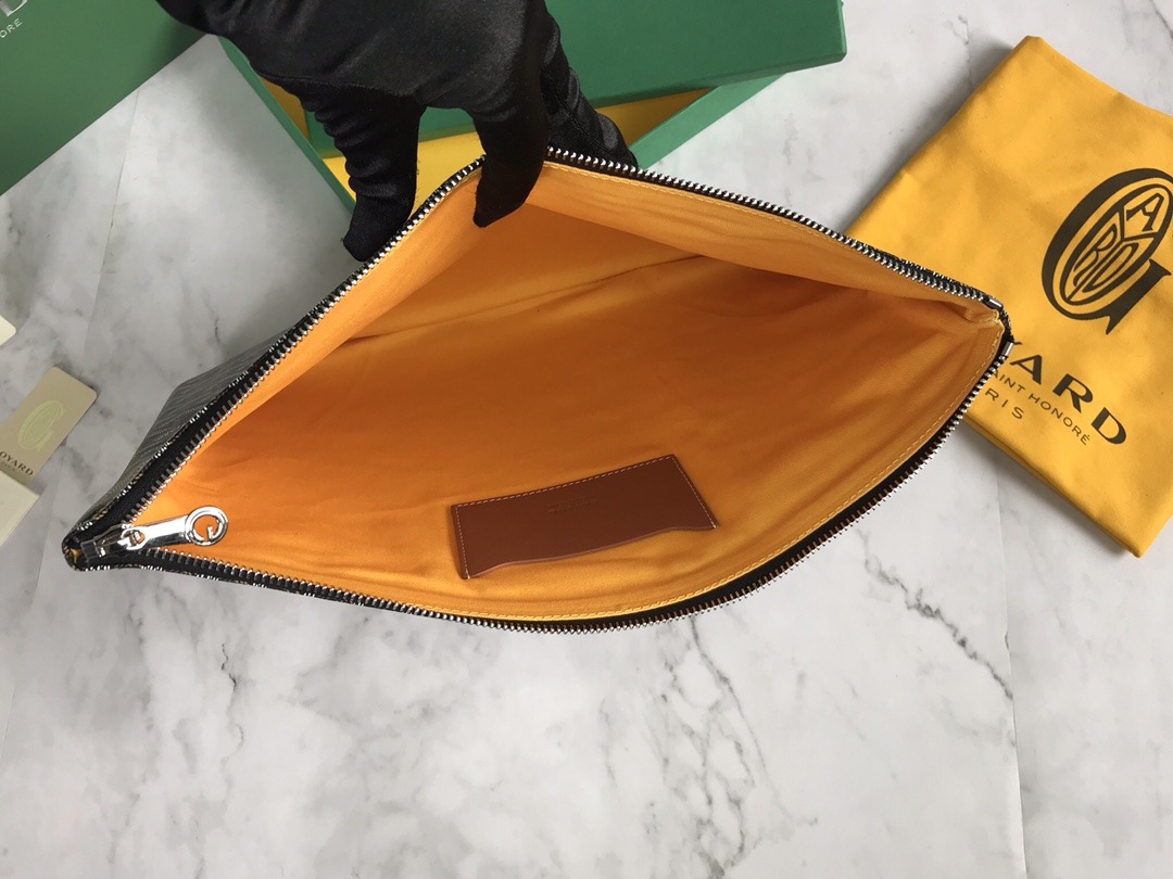 G09ard Pouch Bag 