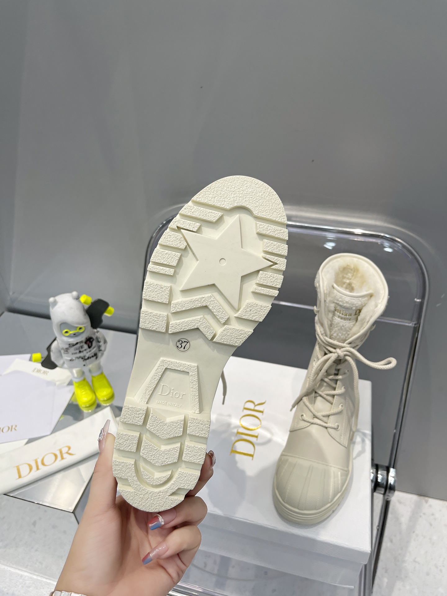 D10r Boots White