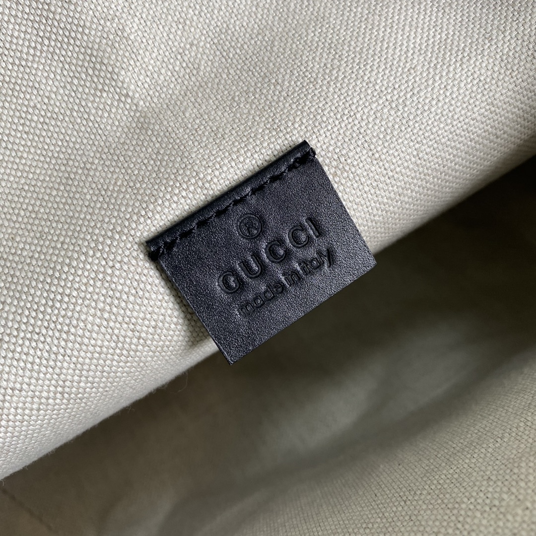 Gvc*1 GG Embossed Belt Bag Black