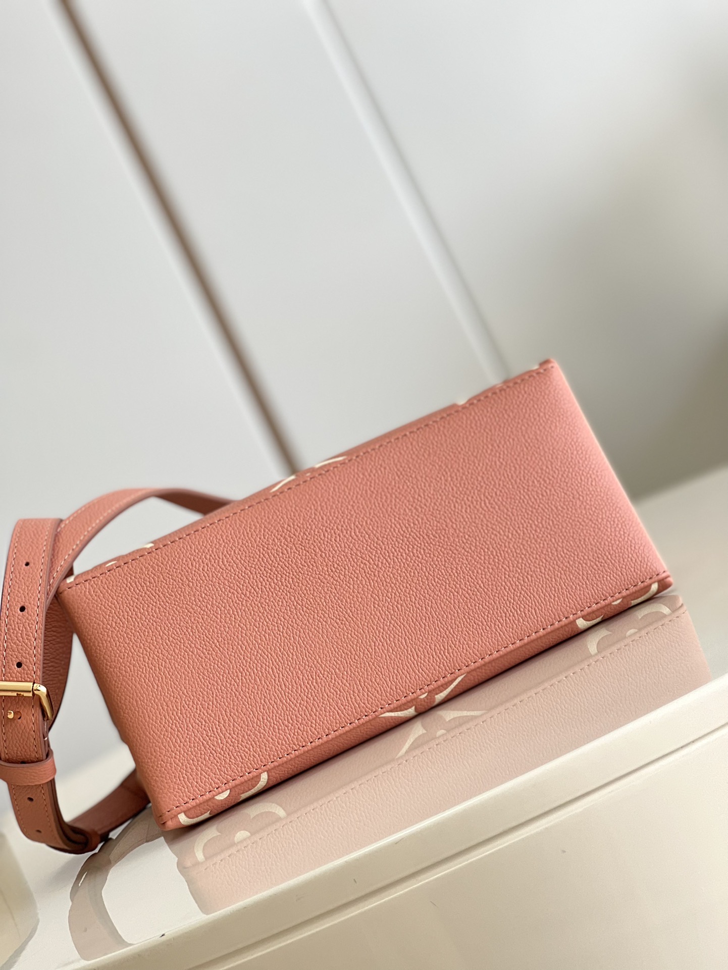 L0vis Vvtt0n Petie Palaiis Bag M58916 
