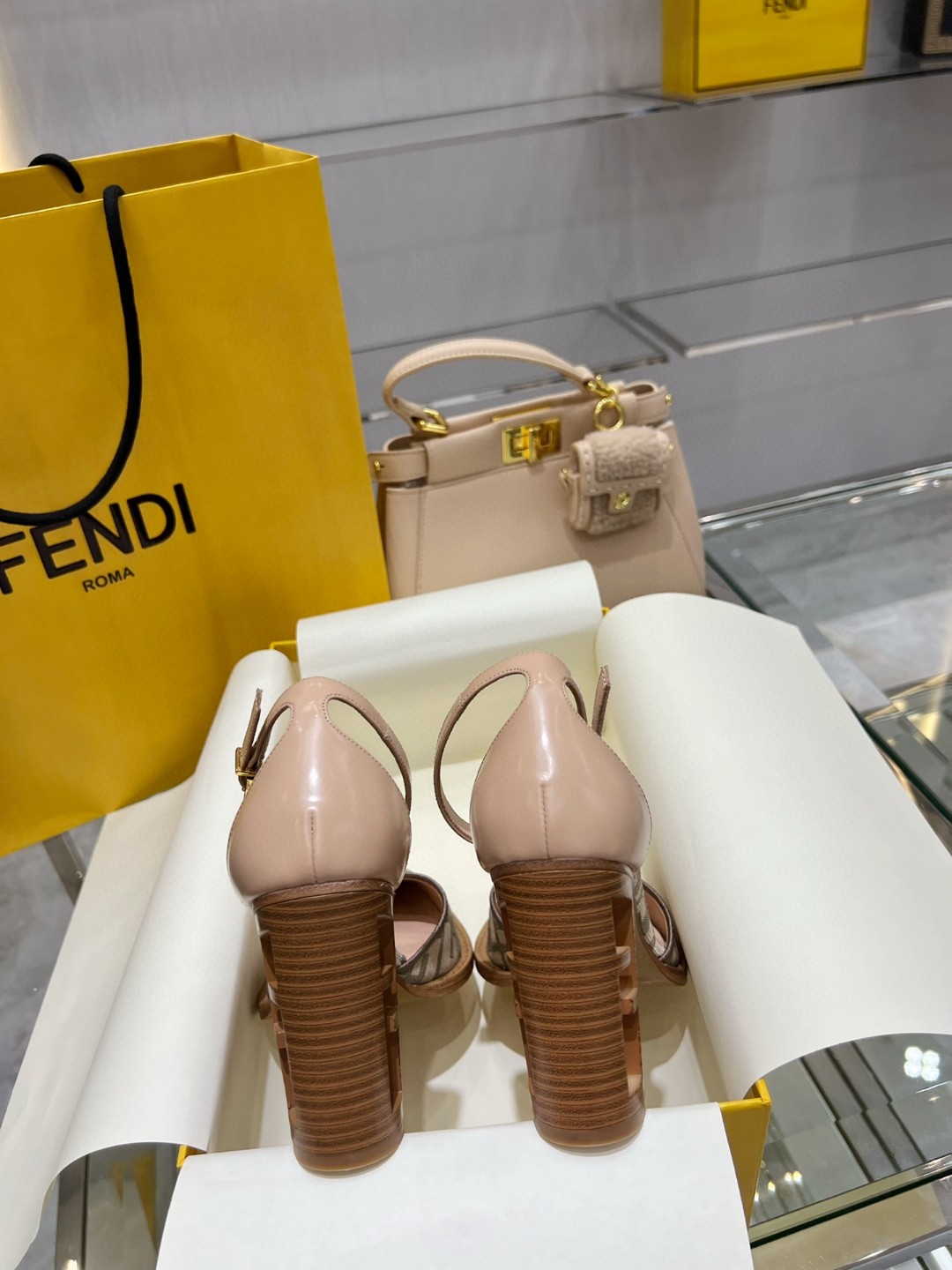 F**di Heels 