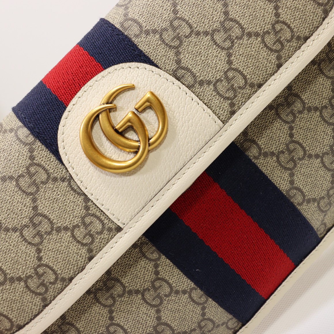 Gvc*1 Svp*me Belt Bag Khaki 