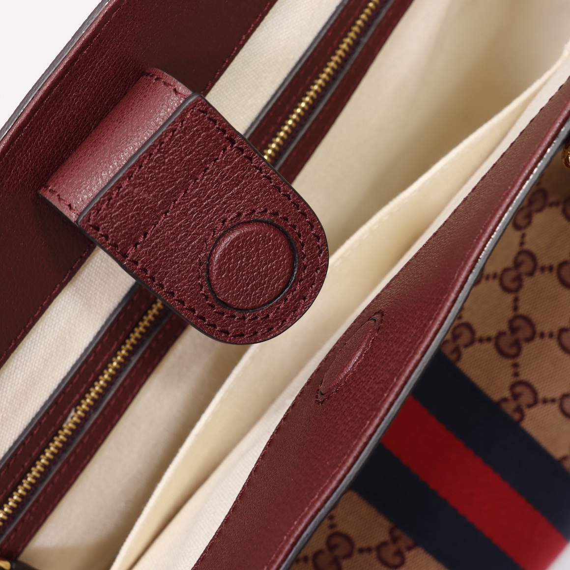 Gvc*1 Ophidia Jumbo GG Medium Tote Bag 