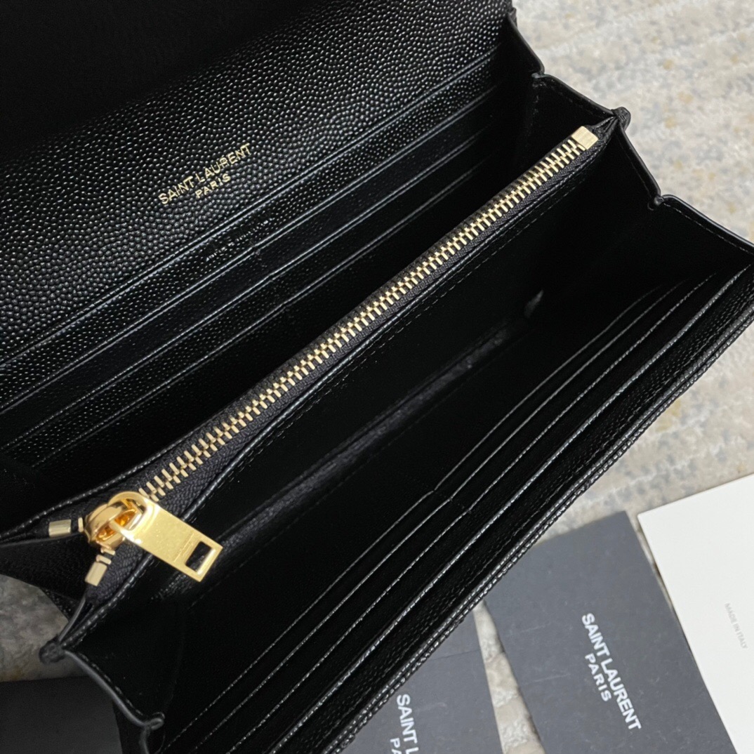 Y51 Calfskin With Gold Buckle Wallet In Black