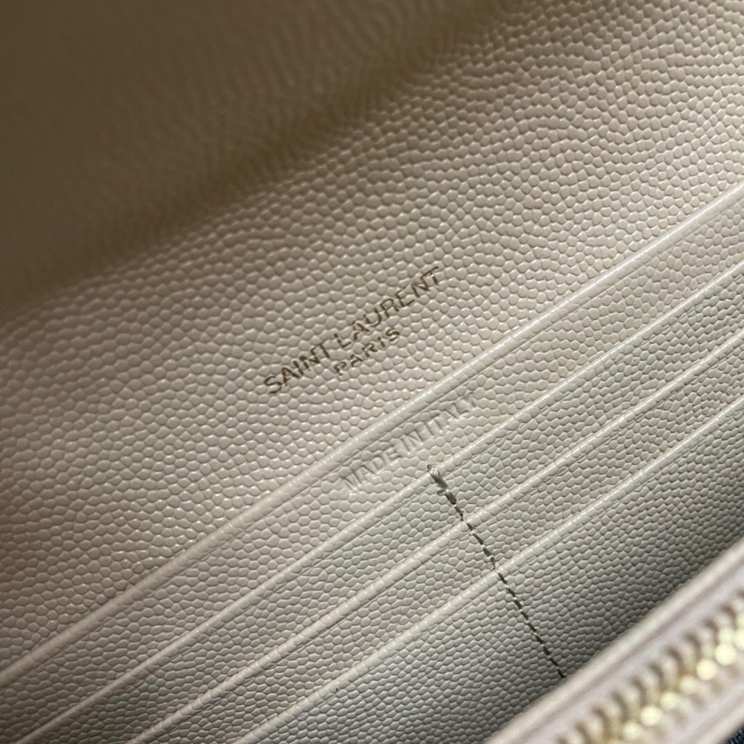 Y51 Calfskin With Gold Buckle Wallet In Beige