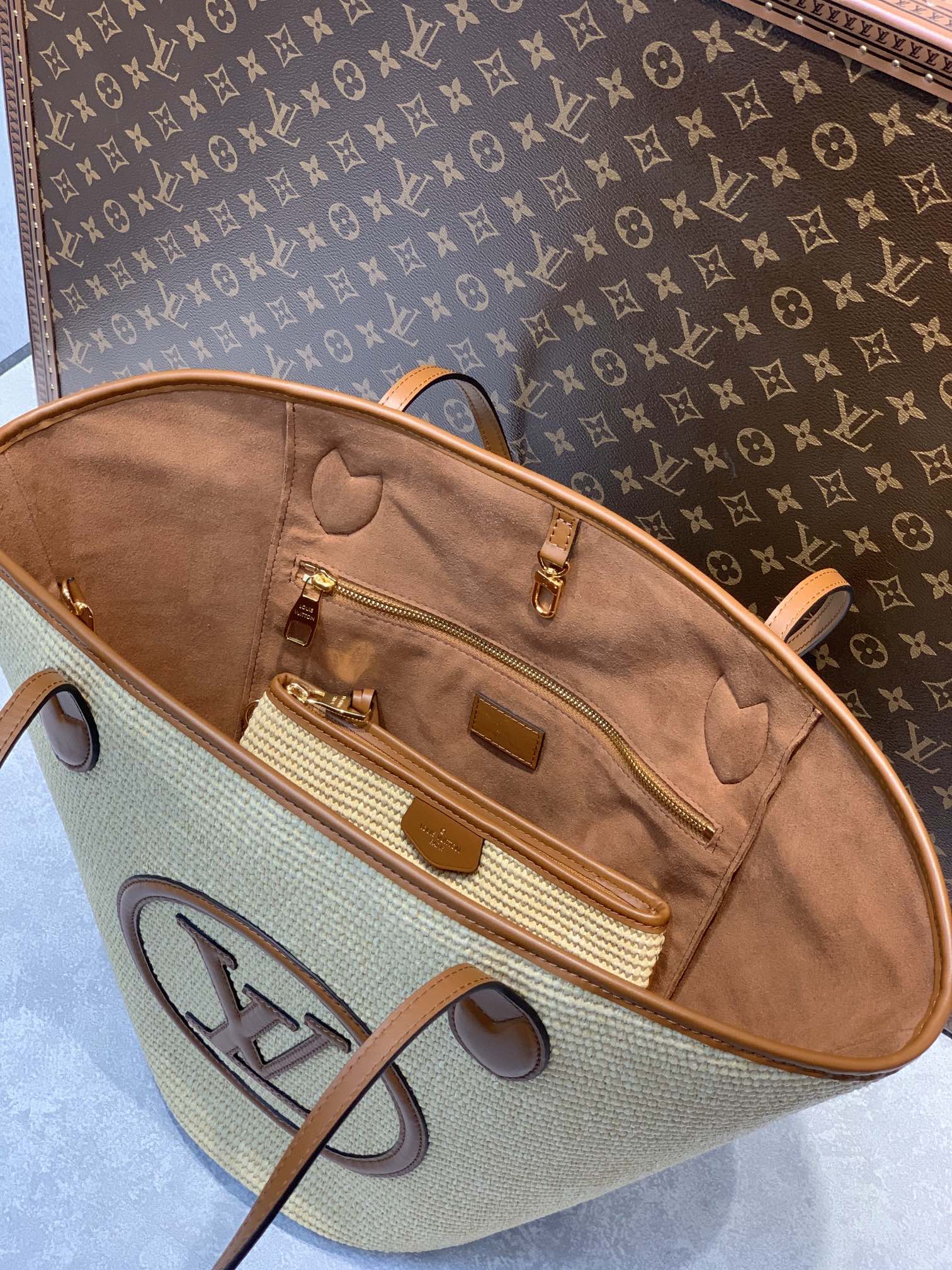 L0vis Vvtt0n Raffia Handbag 