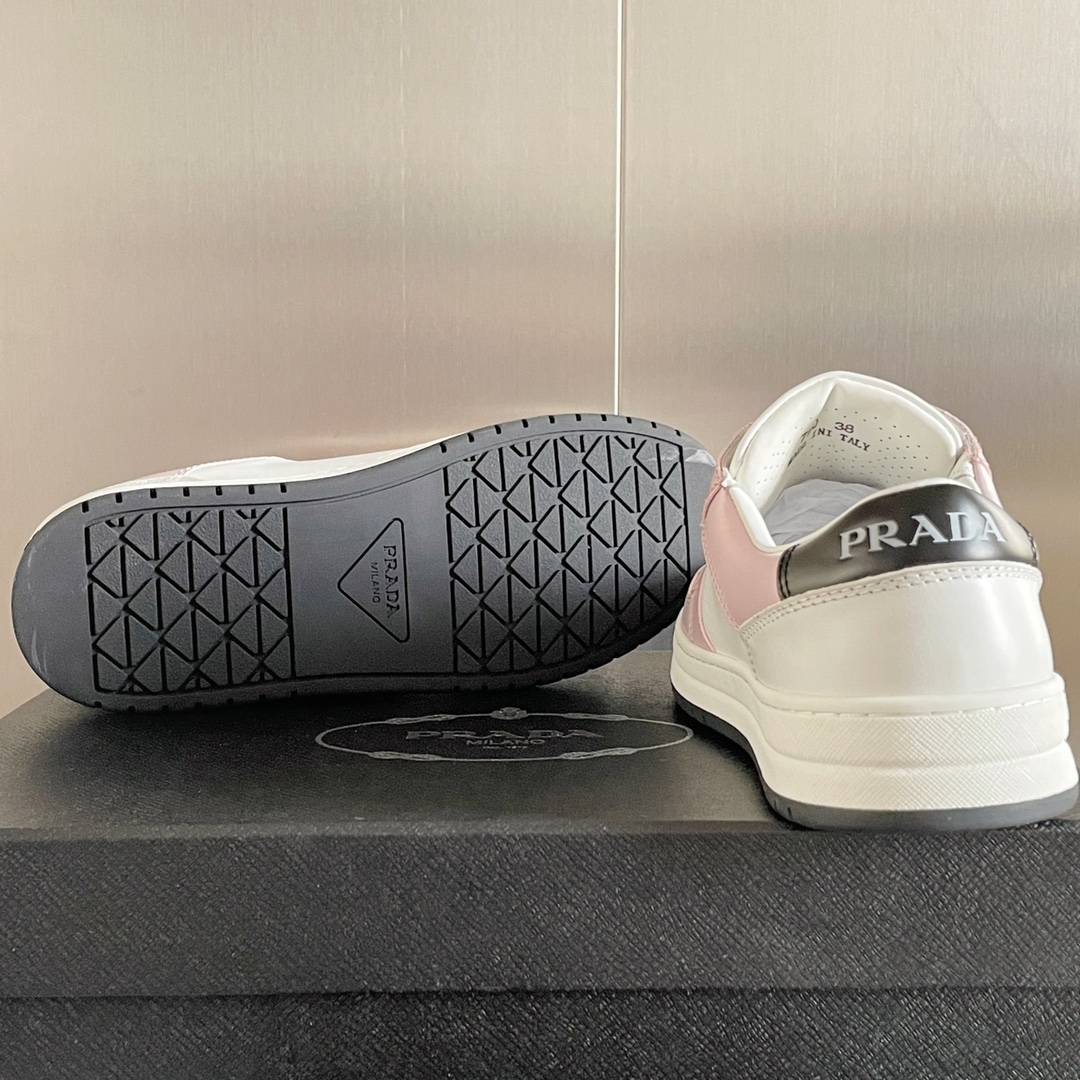 Pra*a Sneaker Pink