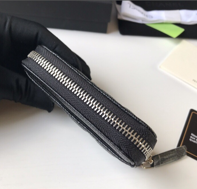 Ch**el Wallet84511 Black