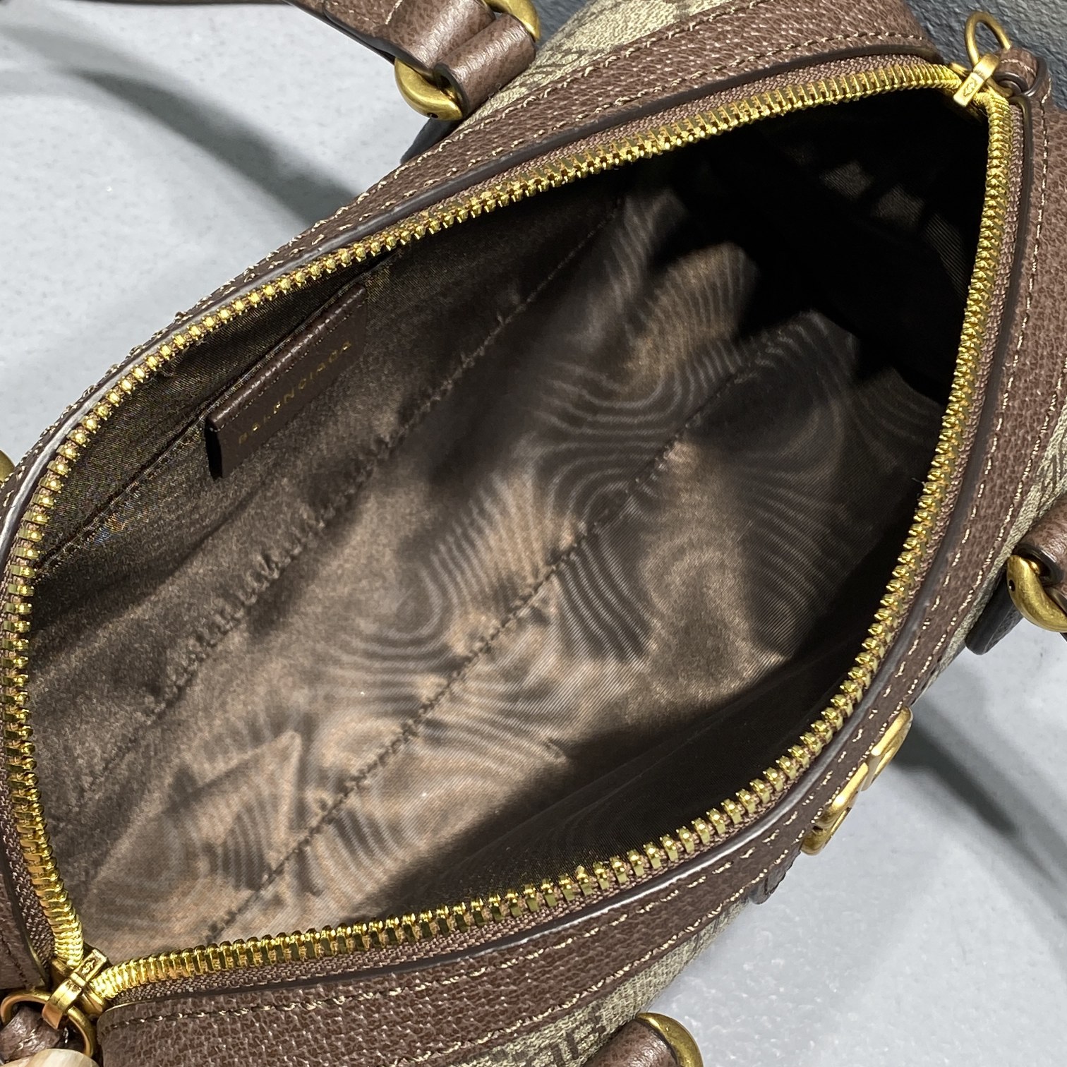 Balenciag & Gvc*1 Canvas and Leather Bag 2295