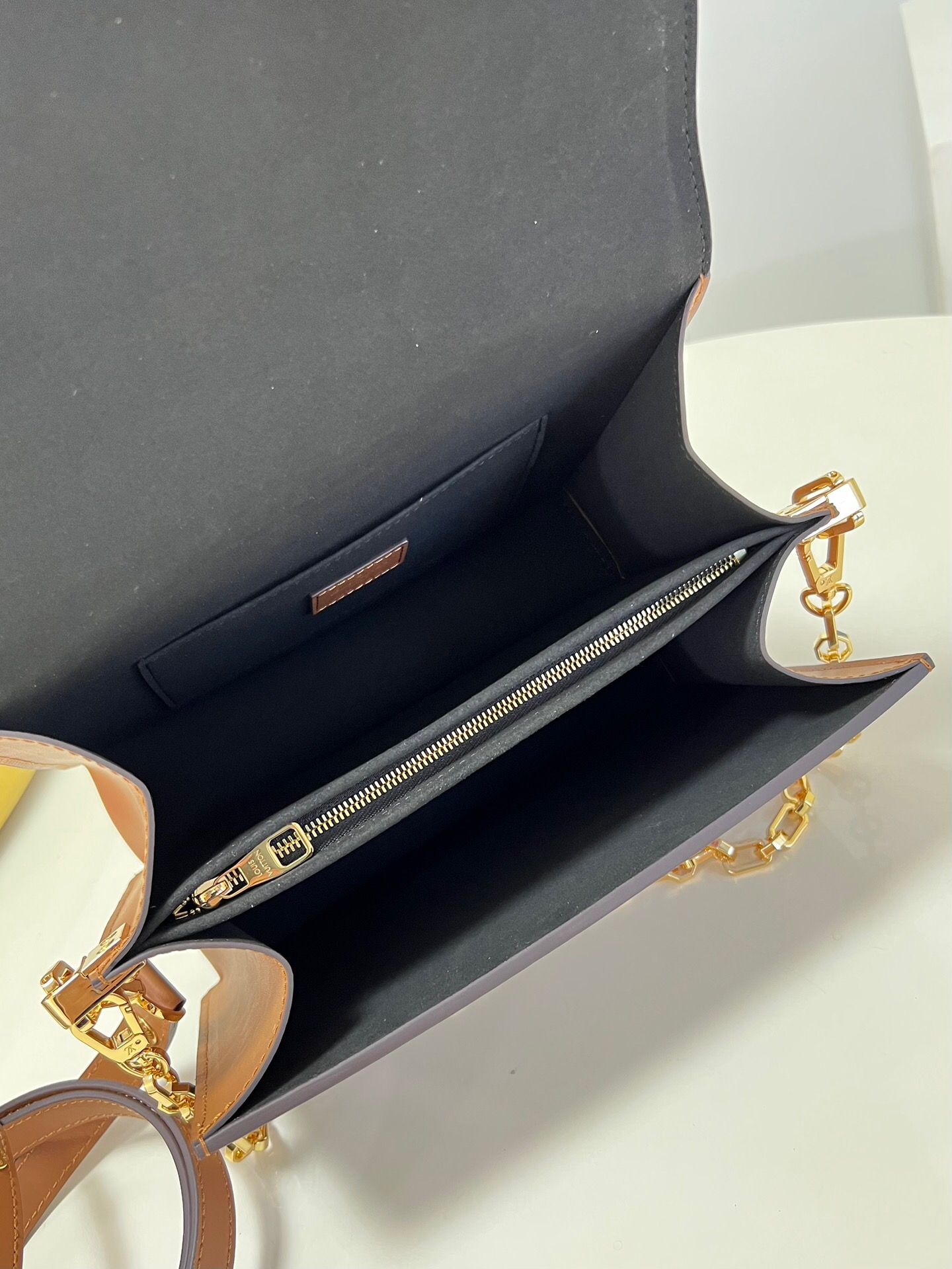 L0vis Vvtt0n Dauphine Bag 25cm M21266