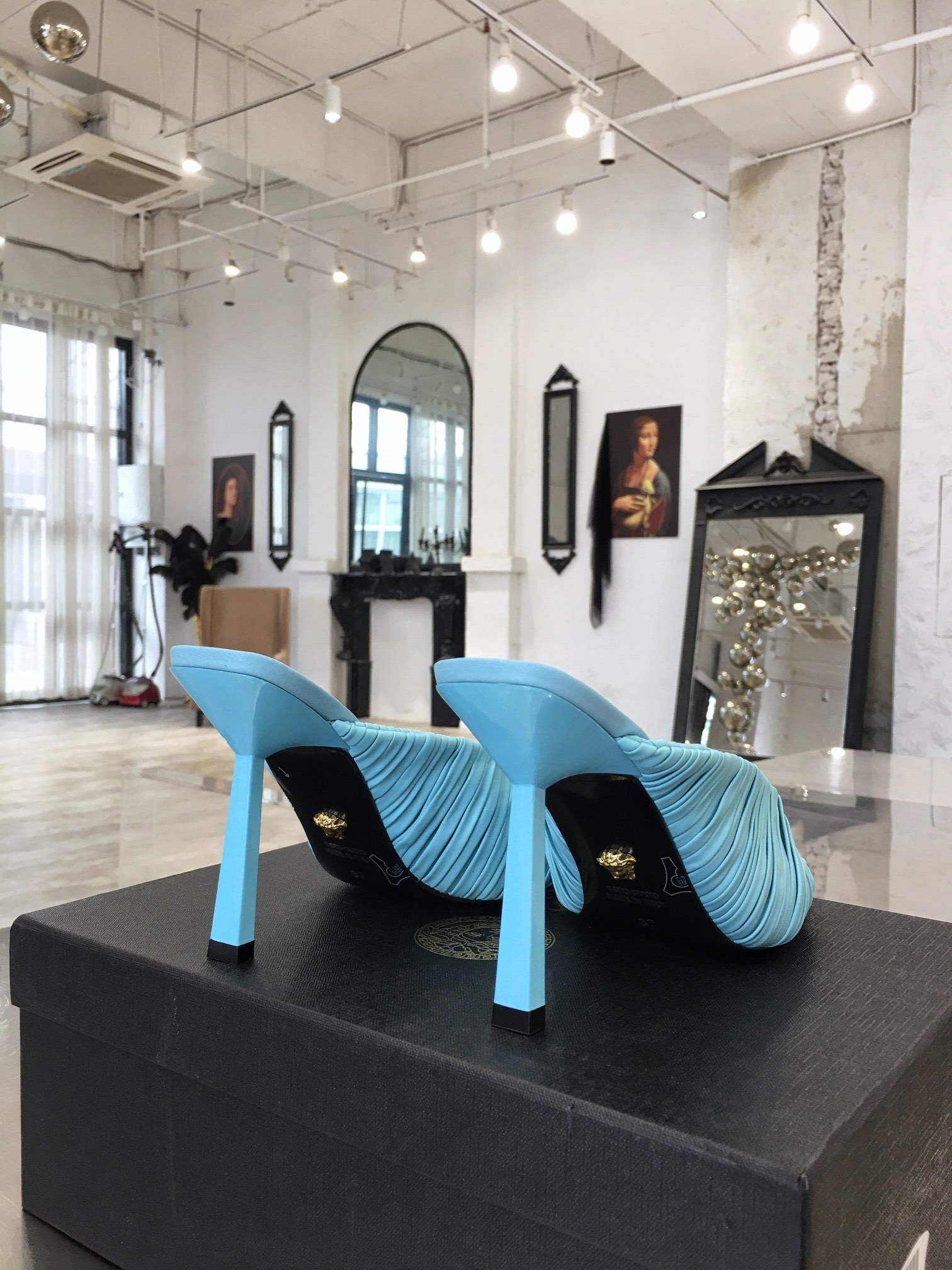 Versace Heels Blue 01