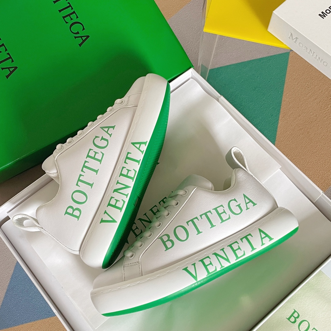 B0tt*ga Ven*ta Sneaker White