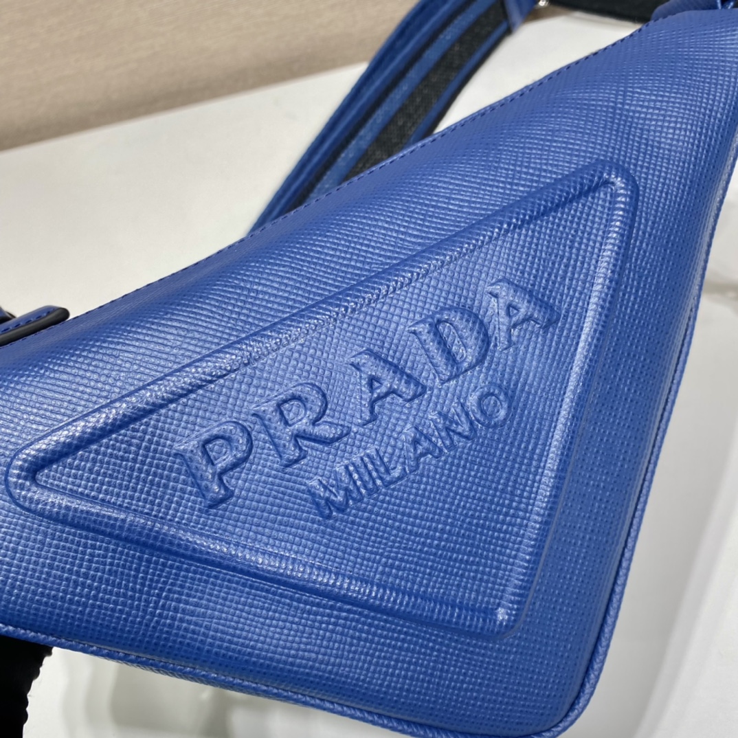 Pra*a Triangle Crossbody Bag 2VH155 Blue