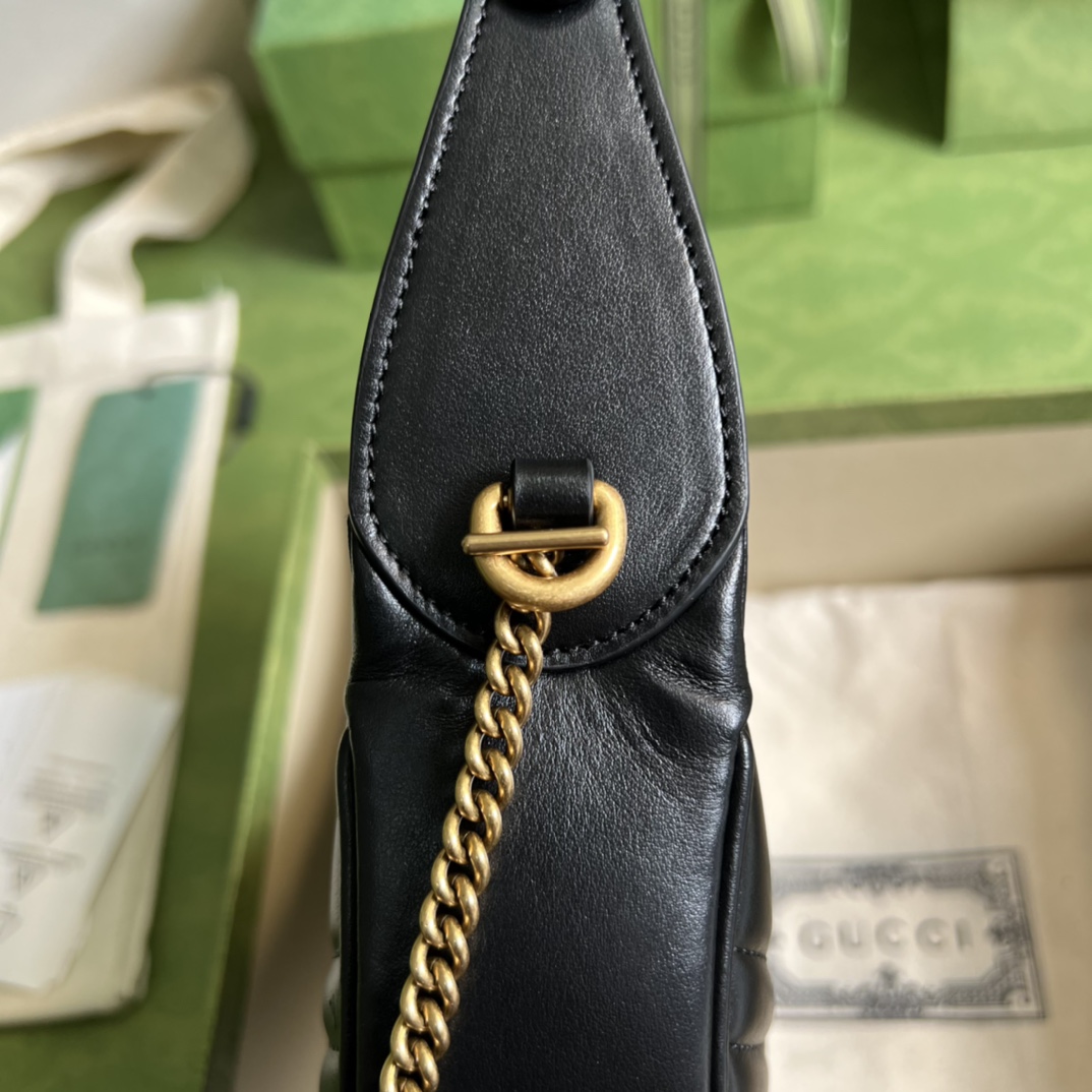 L0vis Vvtt0n Marmont Half Moon Bag Black 