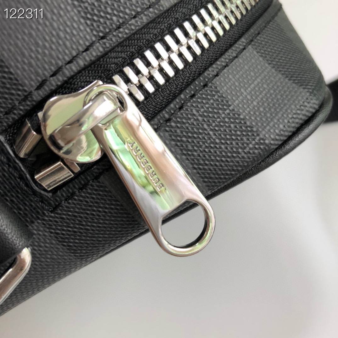 Bv*b*rry Shoulder Bag 
