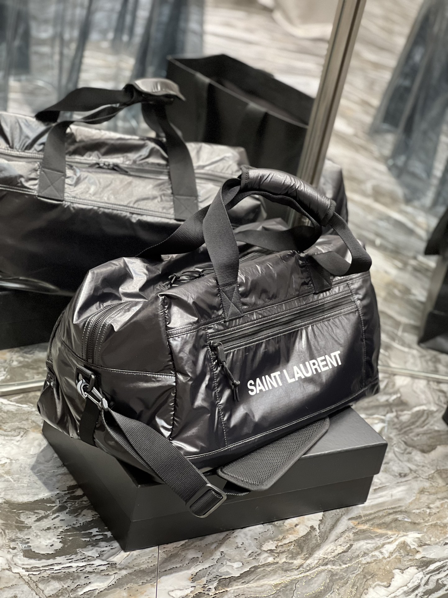 Y51 Nylon Travel Bag Black 