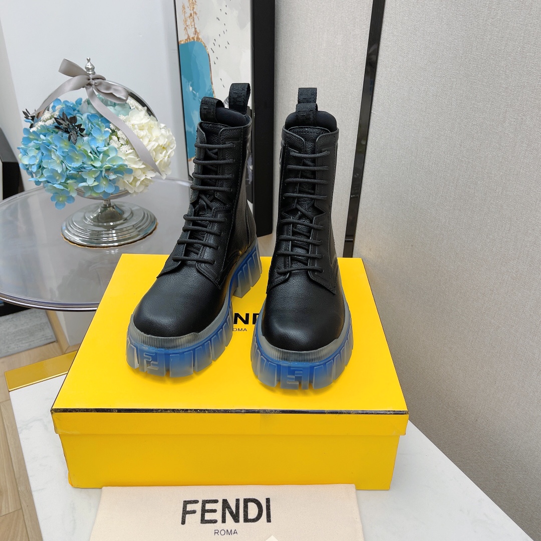 F**di Boots 5cm