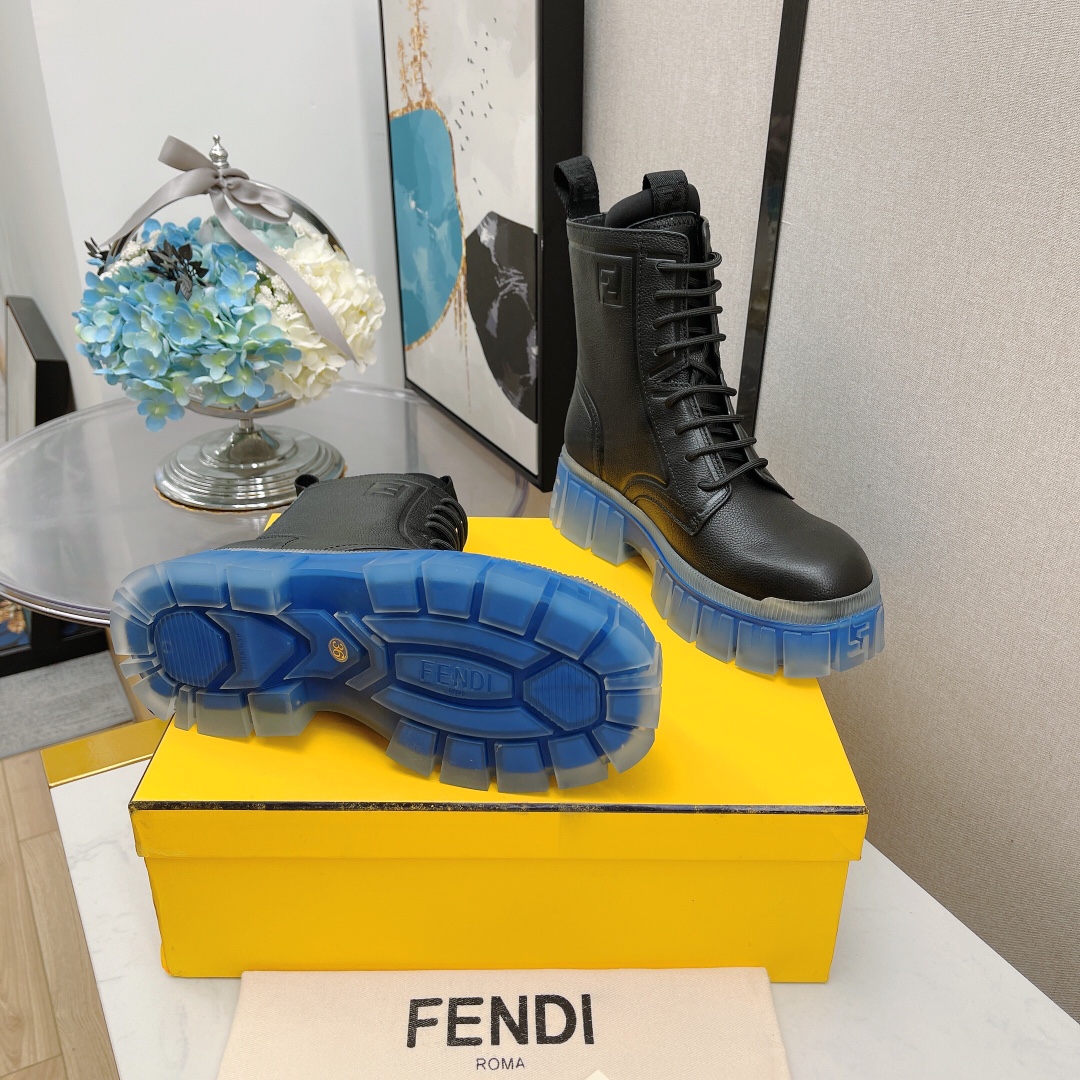 F**di Boots 5cm