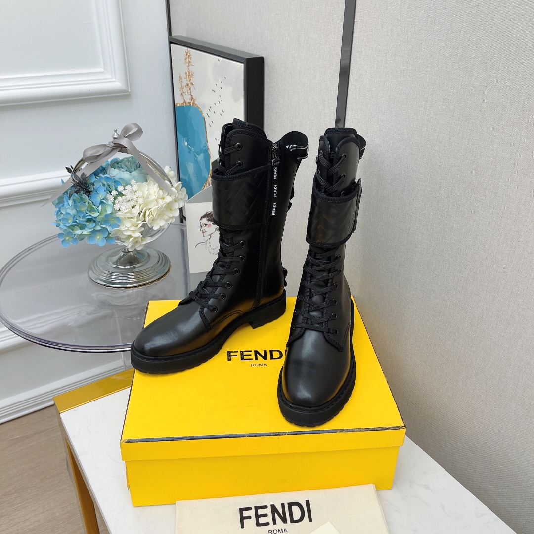 F**di Boots 05