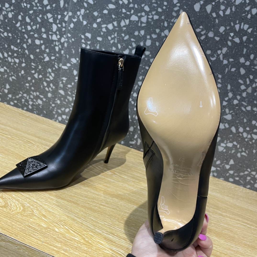 Va1e*ntin0 Boots Heels 8CM Black