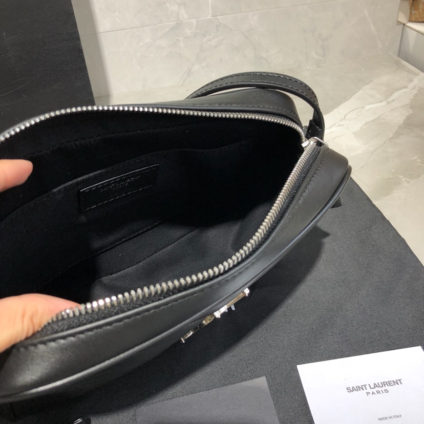 Y51 Loulou Camera Bag 23cm 03