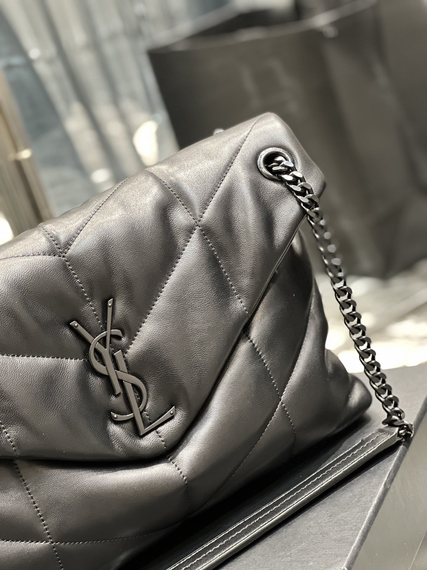Y51 Puffer Handbag 35cm Black
