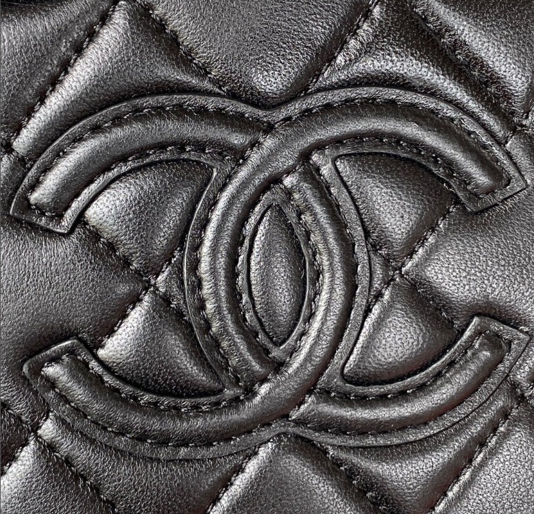 Ch**el Vanity Bag Small AS3344 