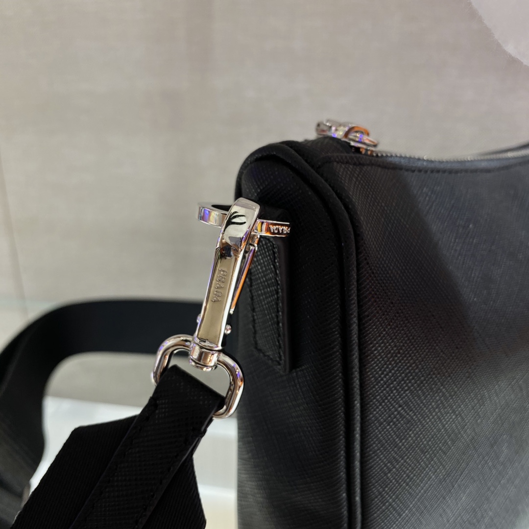 Pra*a Saffiano Leather Shoulder Bag 