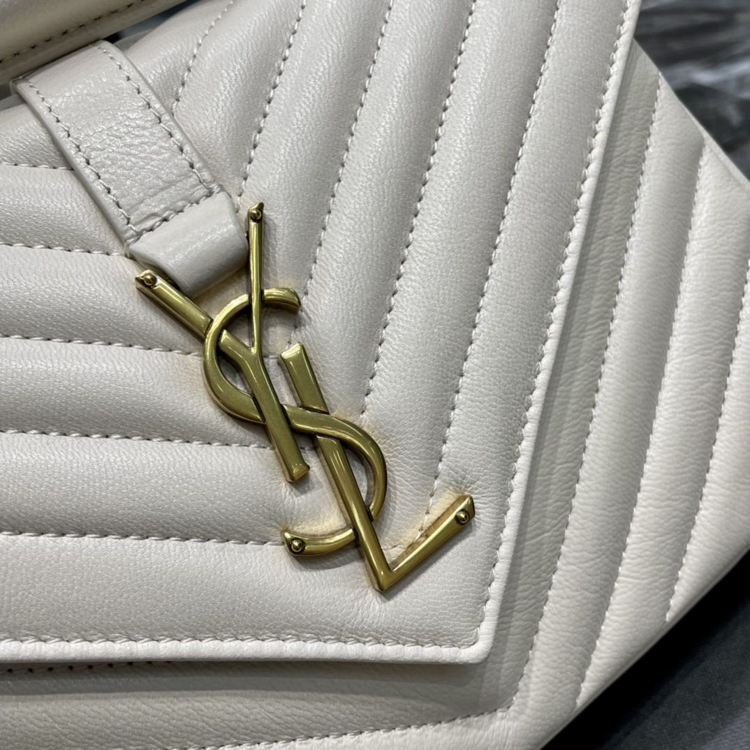 Y51 Monogram College White Medium Bag with Gold Hardware 24cm
