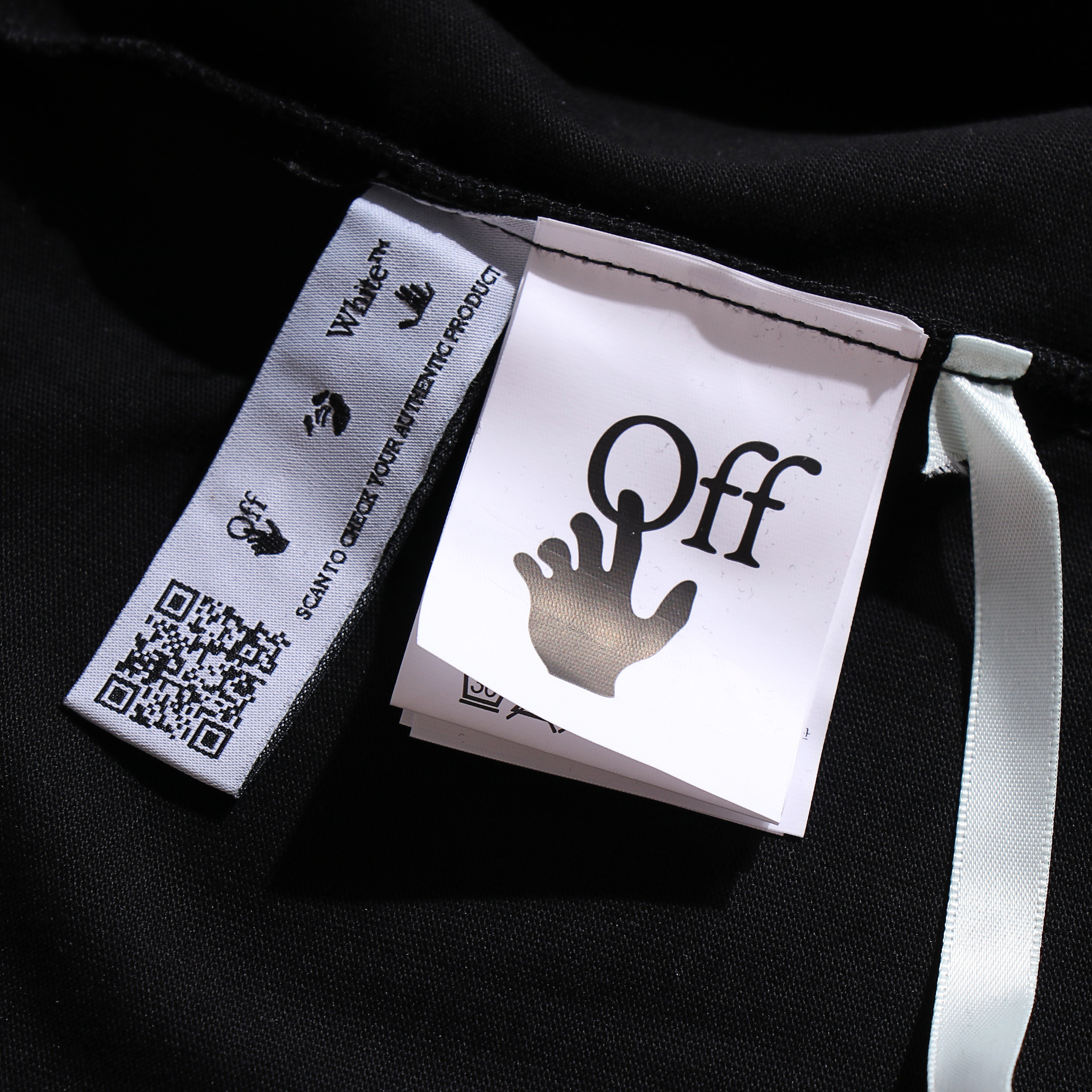 Off-White T-shirt