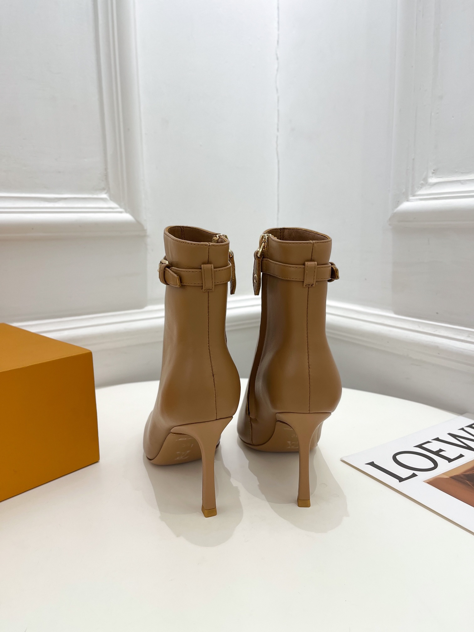 L0vis Vvtt0n Heel 8.5CM Brown