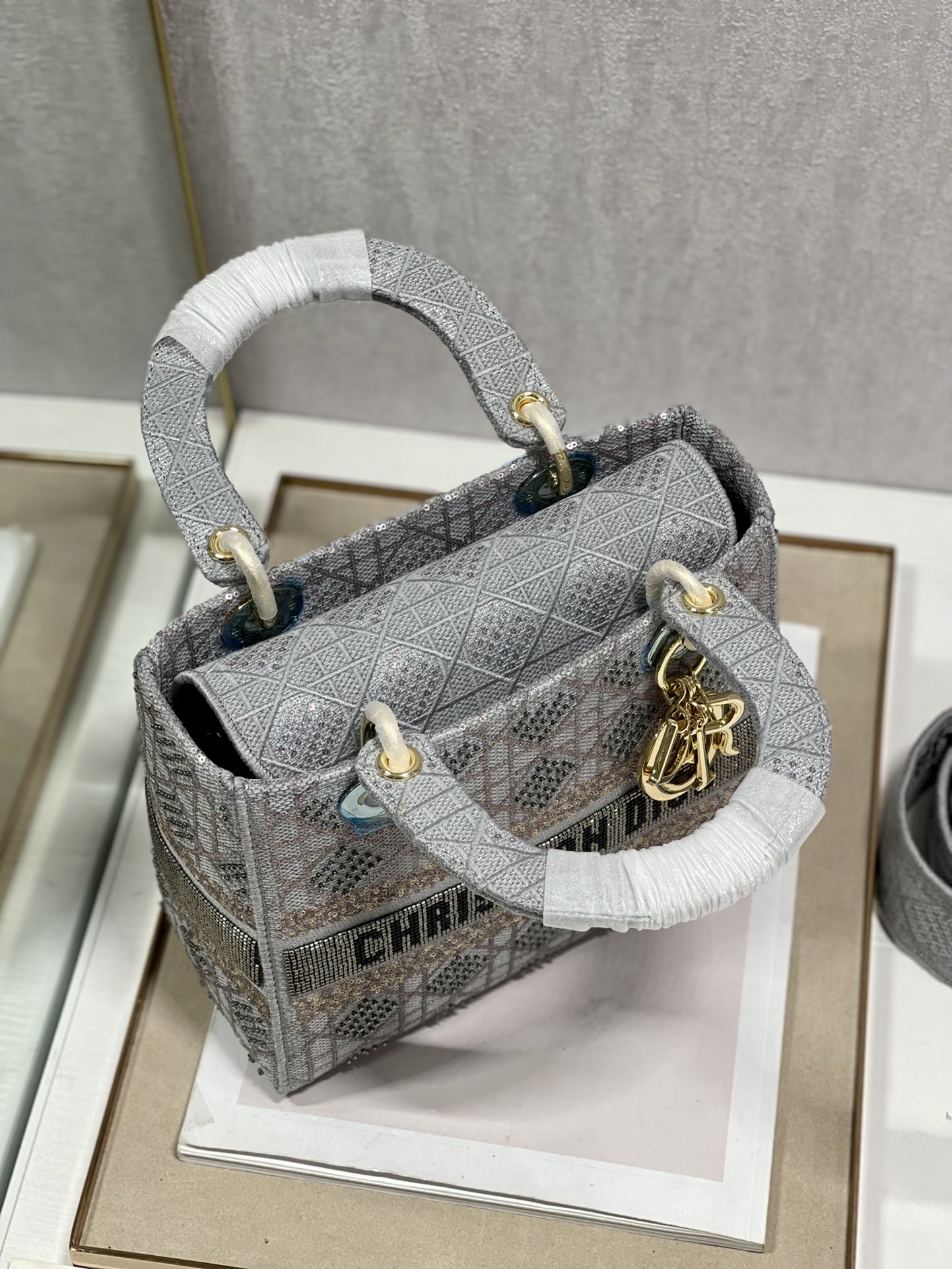 D10r Lady Bag Rose Gold Beads 24CM 9027