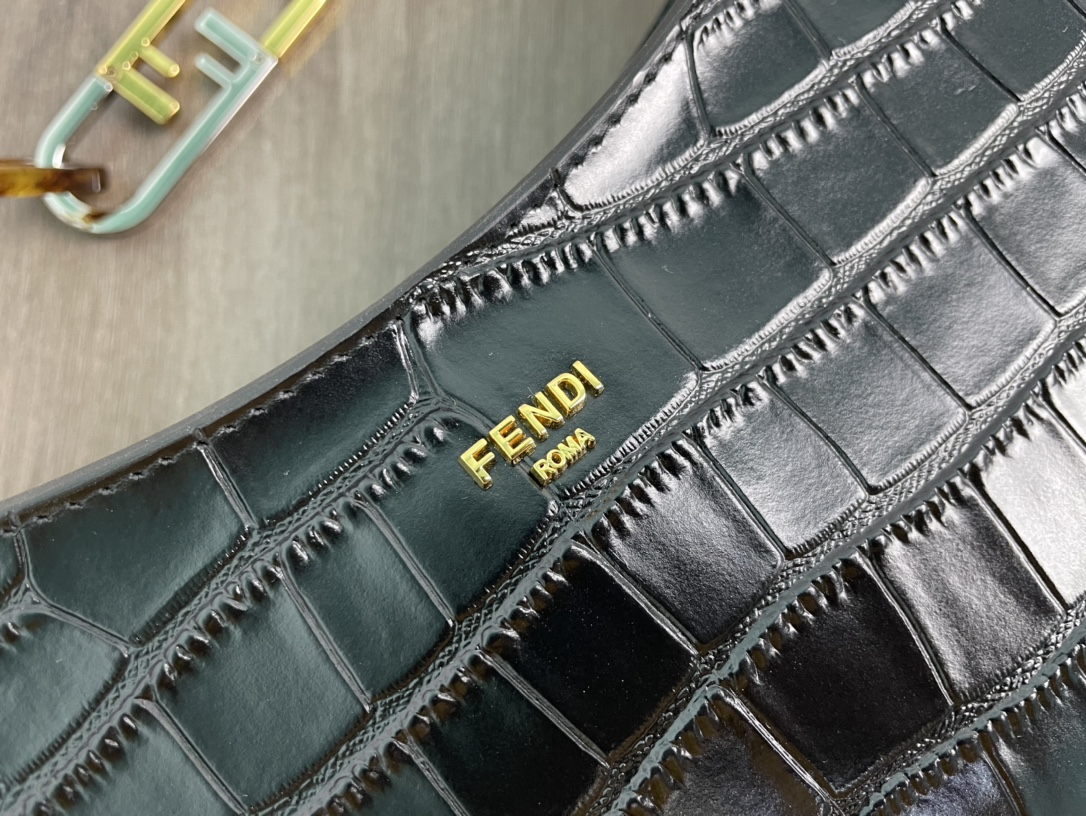 F**di O-Lock Swing Bags Black