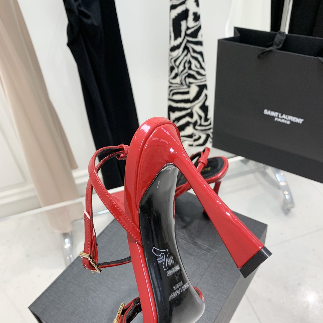 Y51 Claude Patent Leather Heels Red