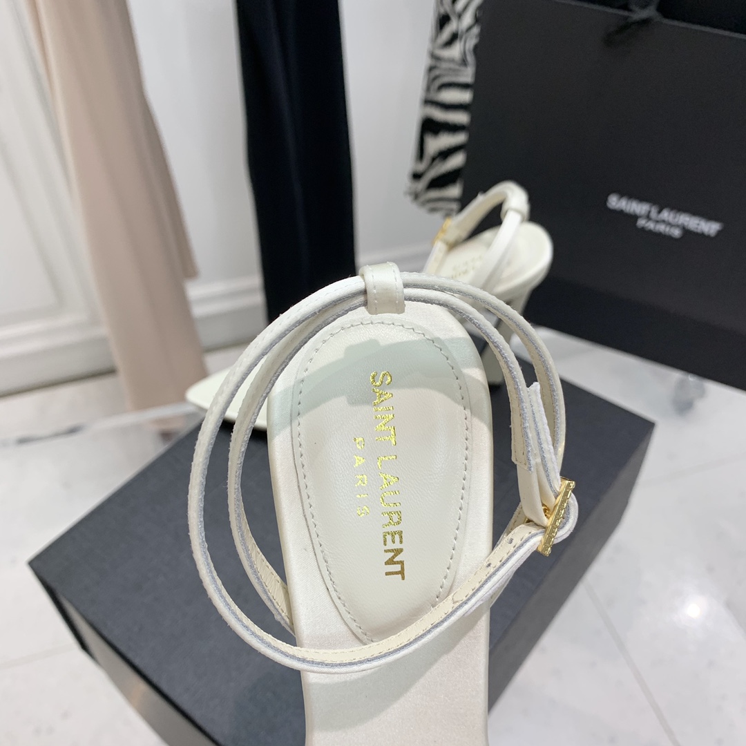 Y51 Claude Leather Heels Cream