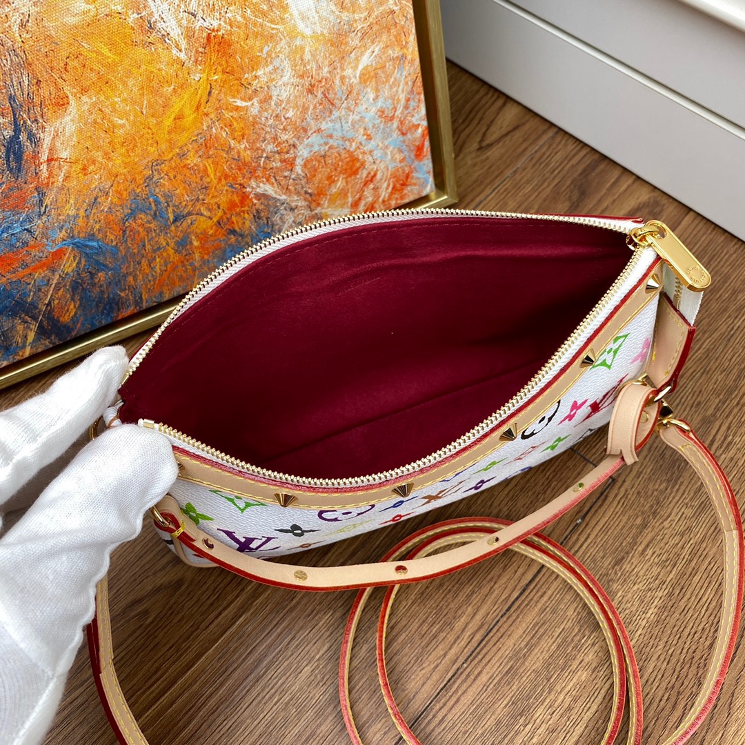 L0vis Vvtt0n Pochette Accessoires White M92649
