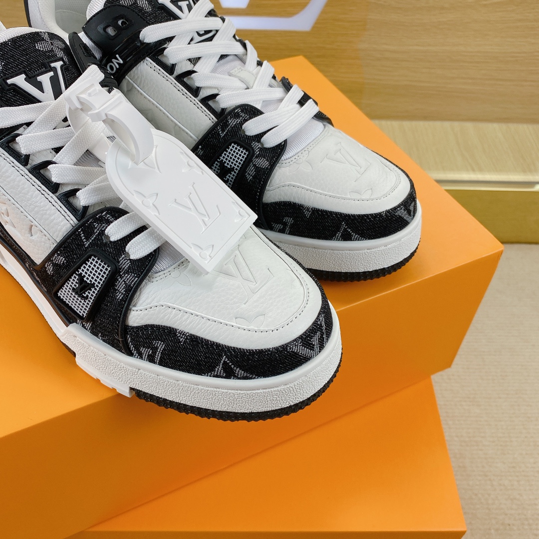 L0vis Vvtt0n Trainer Sneakers Black