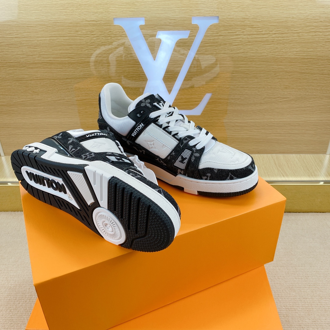 L0vis Vvtt0n Trainer Sneakers Black