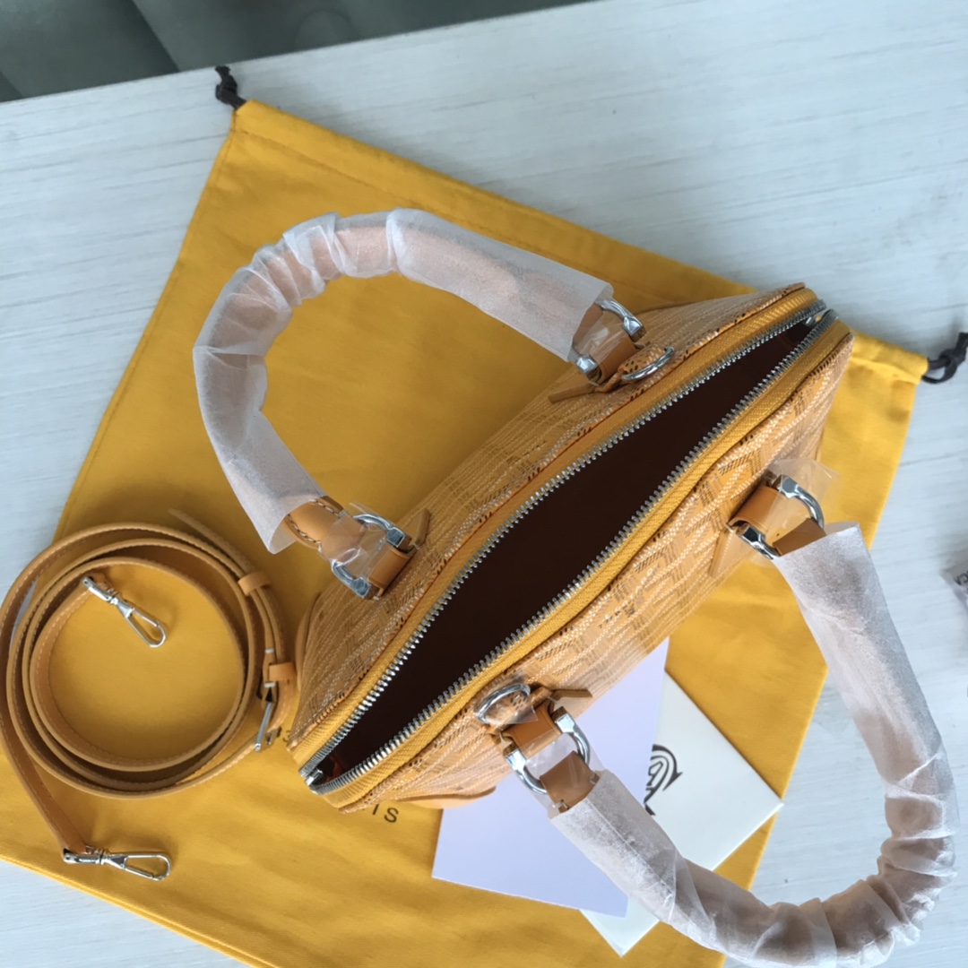 G09ard Vendome HandBag Yellow