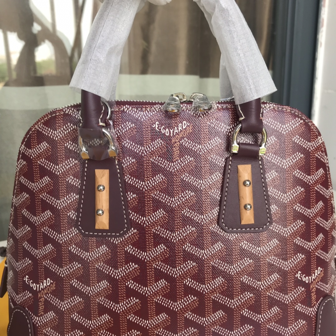 G09ard Vendome HandBag