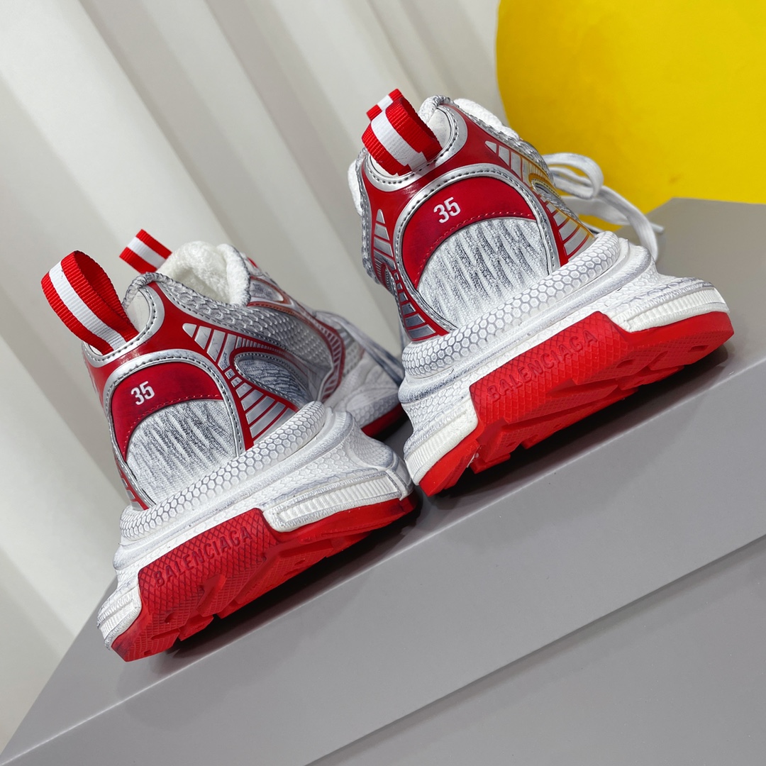 Ba1en*iaga 3XL Sneaker in Red