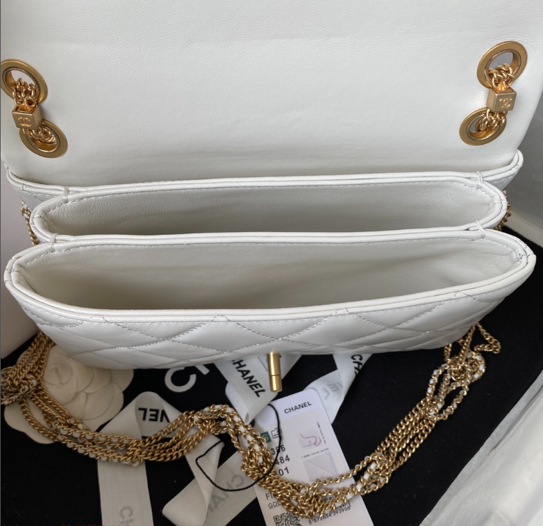 Ch**el Shoulder Bag AS3386 22cm