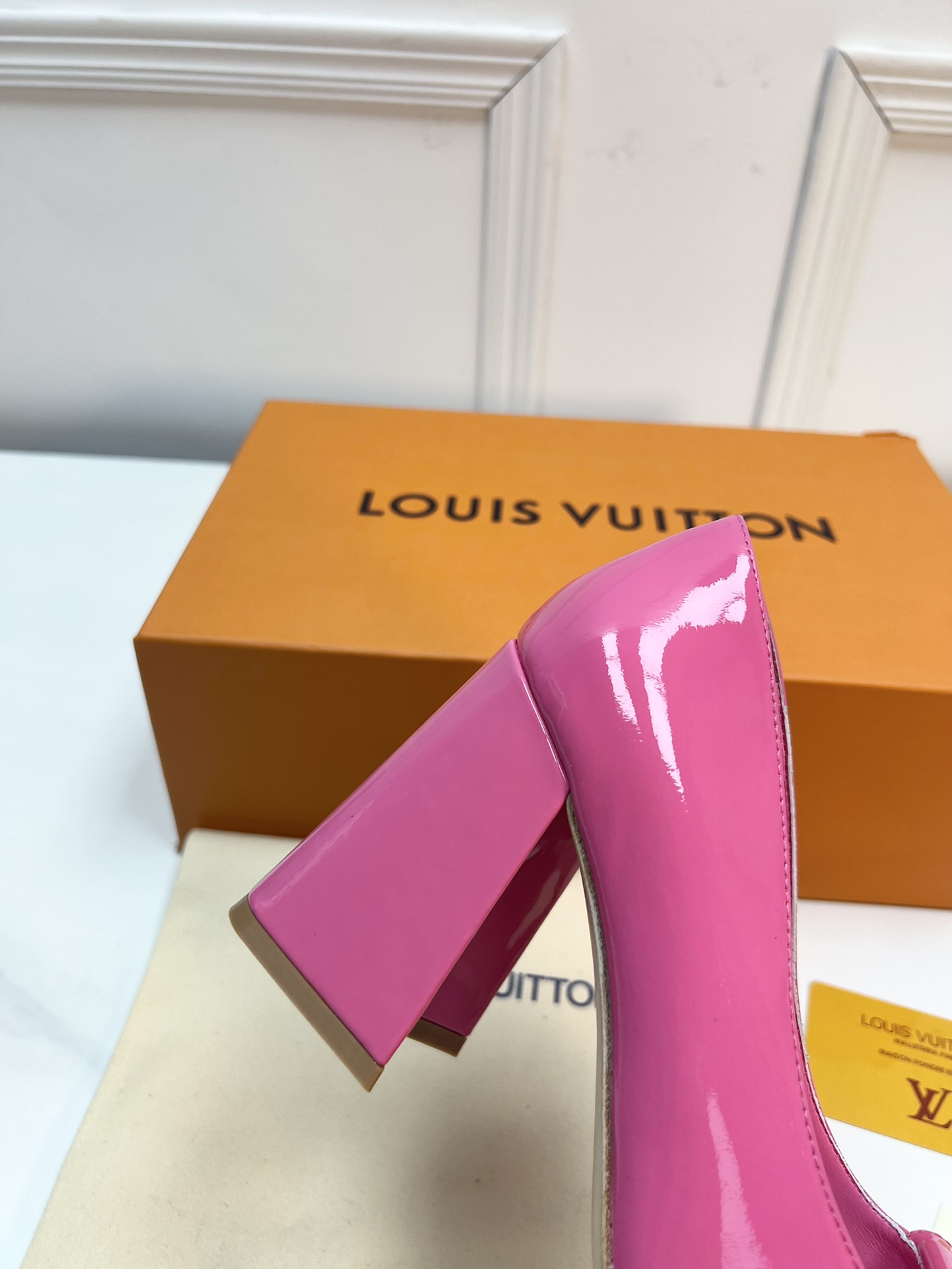 L0vis Vvtt0n Heels Pink
