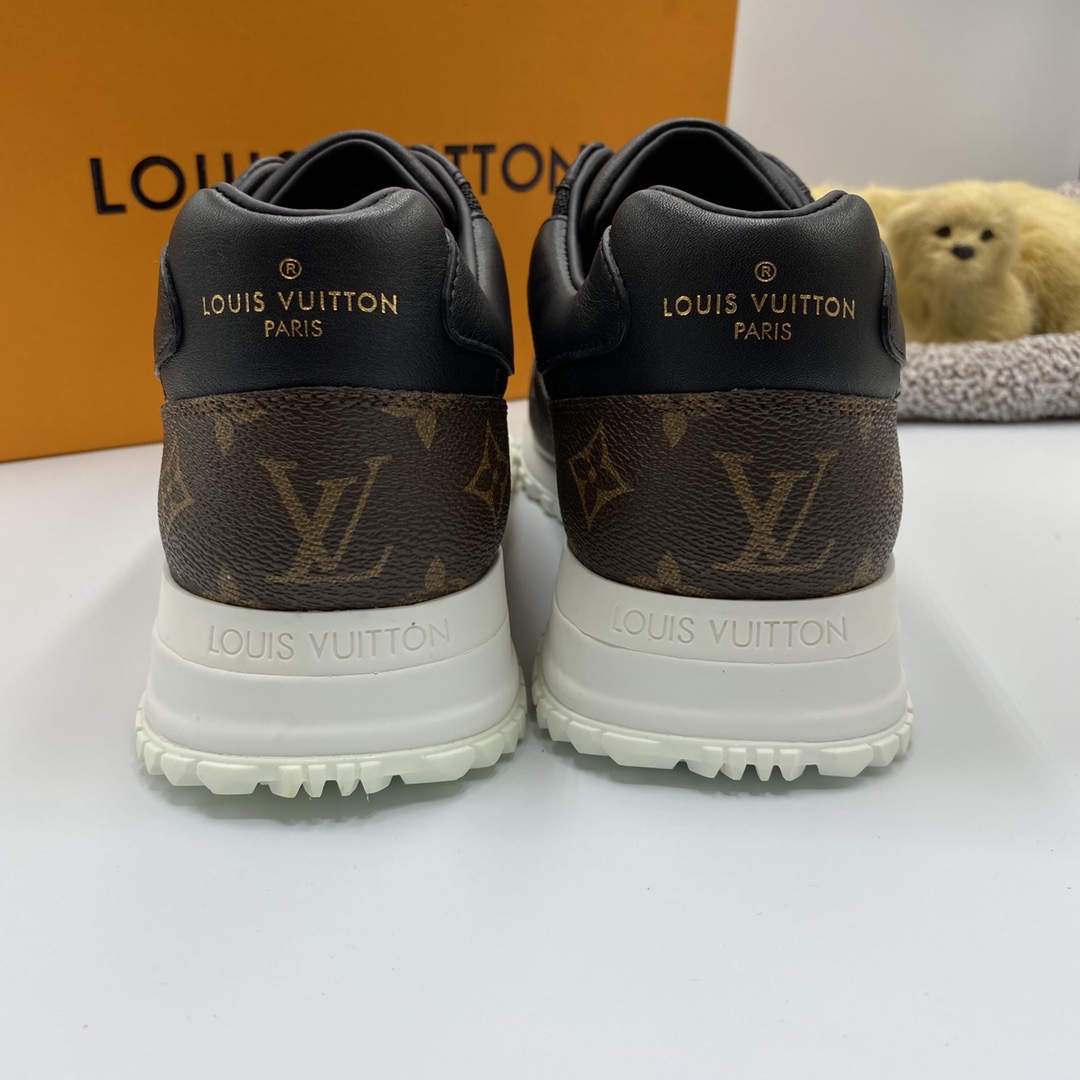 L0vis Vvtt0n Sneakers 017