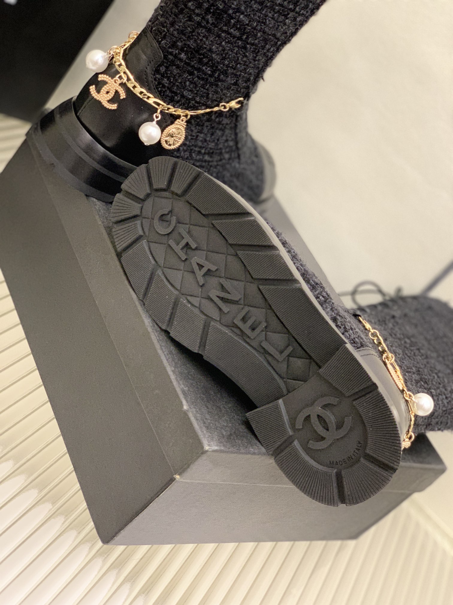 Ch**el Boots 015